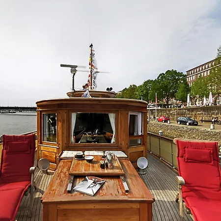 Hotelschiff Nedeva 3* Brema