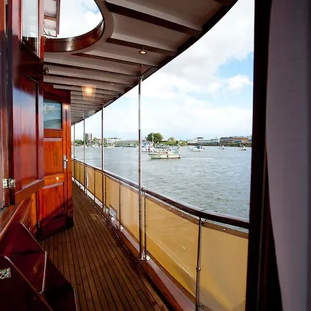 Hotelschiff Nedeva Brema