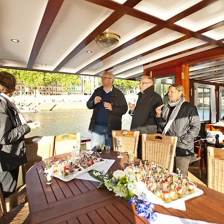 Hotelschiff Nedeva Brema